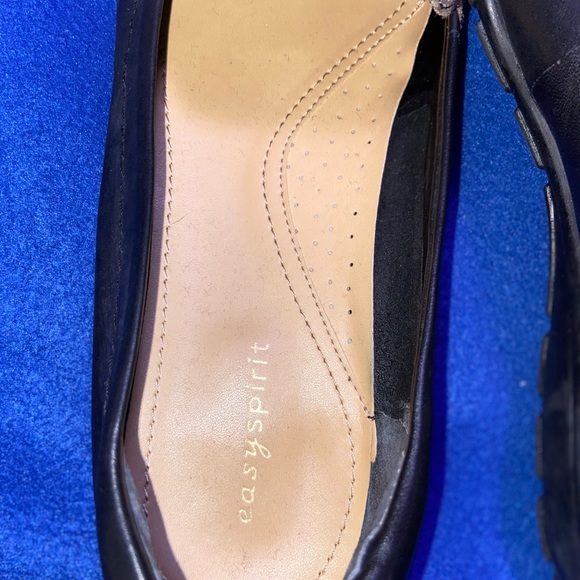 Closed toed flats with cheetah print front - Picture 6 of 6